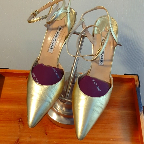 Manolo Blahnik Borris Gold Nappa Leather Strappy Heels sz 9 - Picture 1 of 9